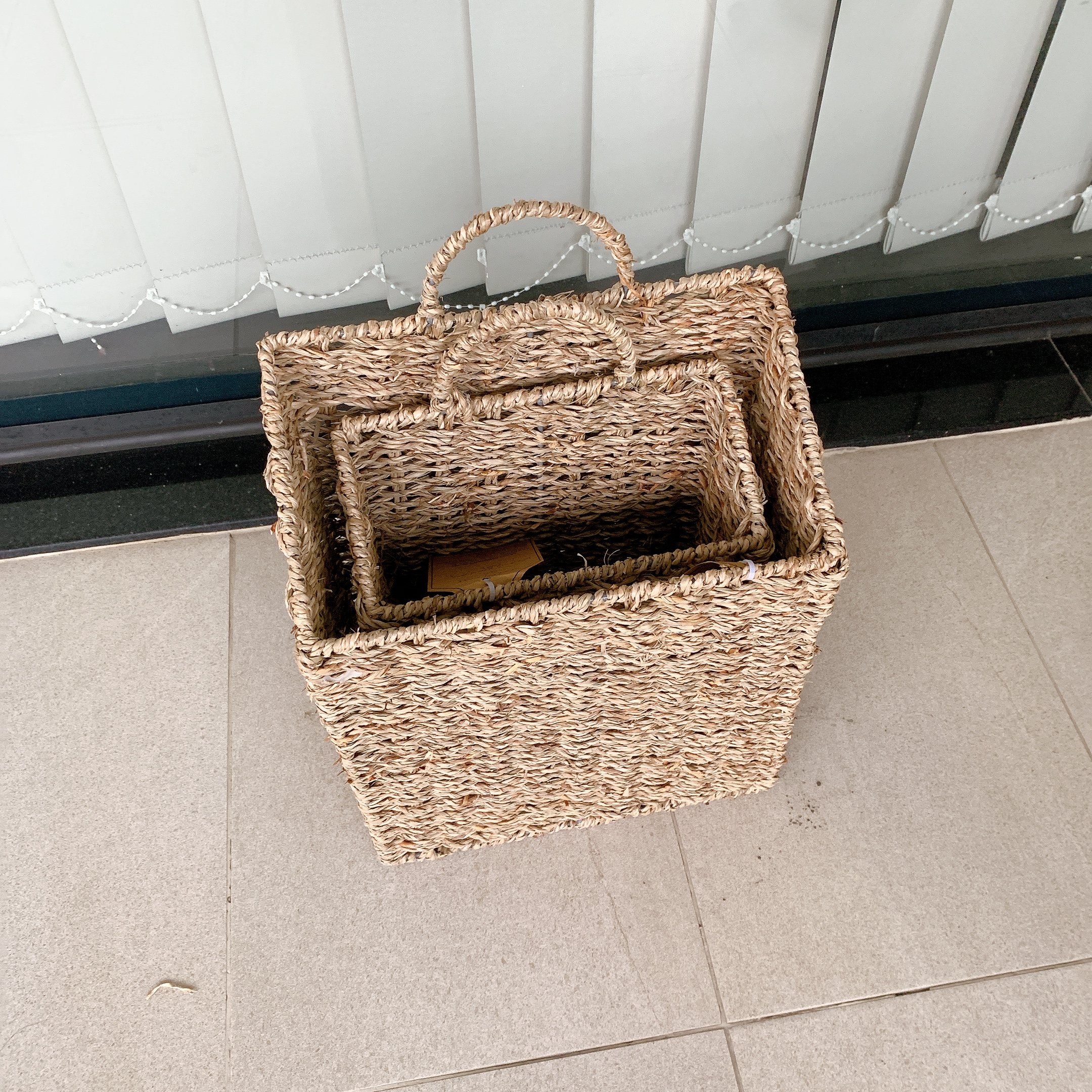 KOLIPE Seagrass Wall Basket with Handles (set of 2)