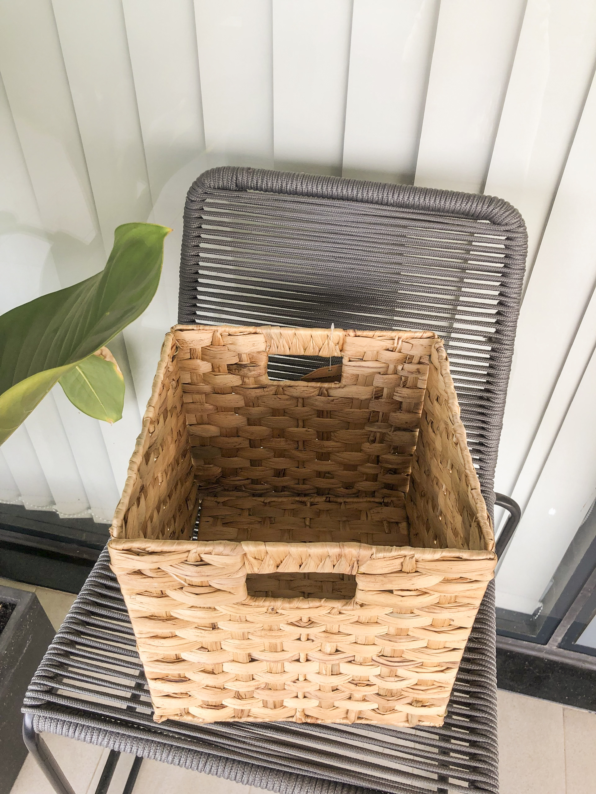 Flodable Water Hyacinth Basket with Handles