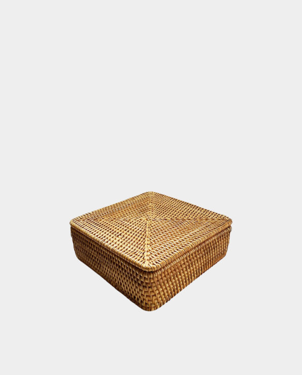 MAJORCA Rattan Jewelry Box with Lid